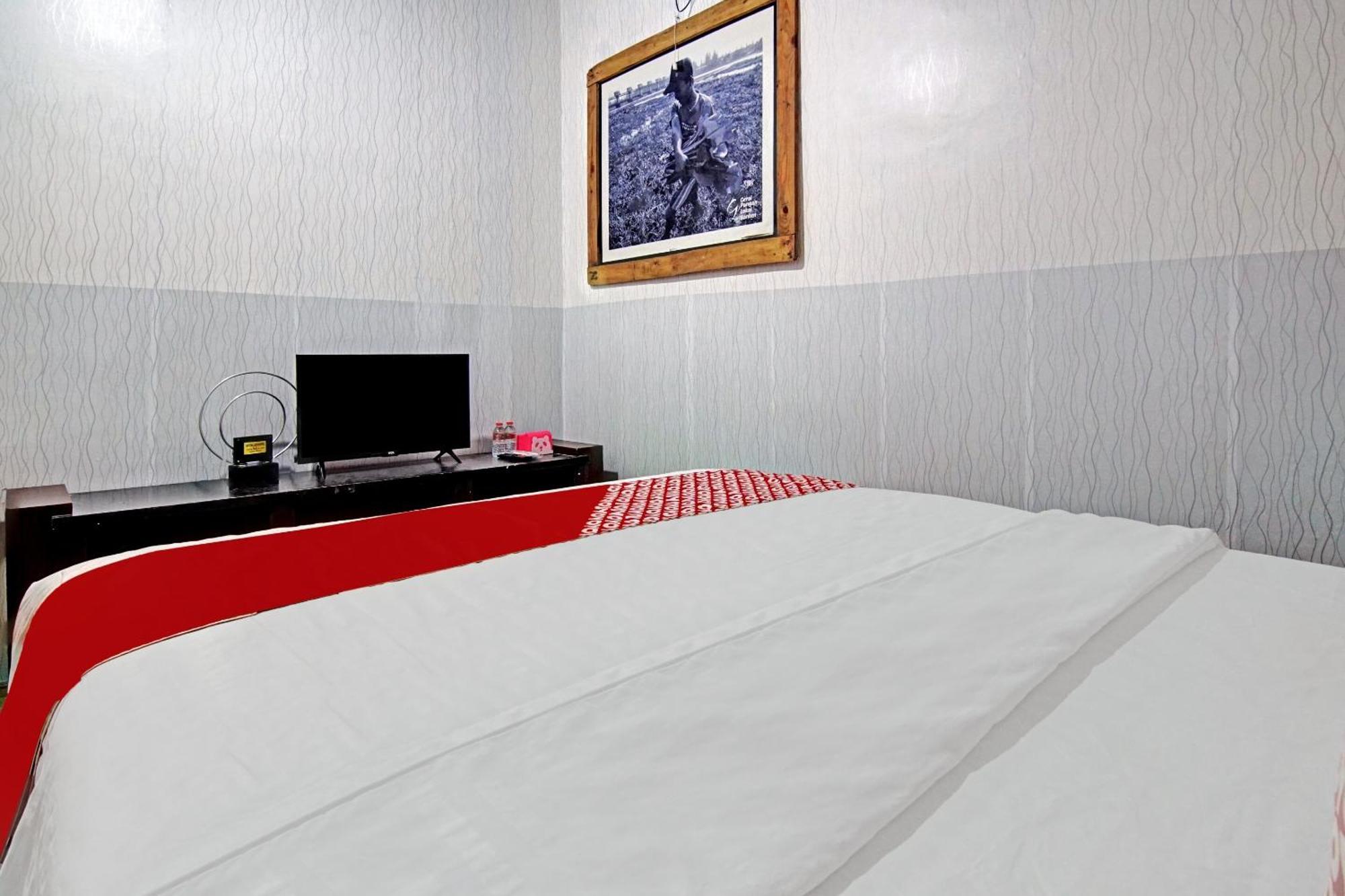 Super Oyo 90358 Poris Residence Syariah Tangerang Extérieur photo