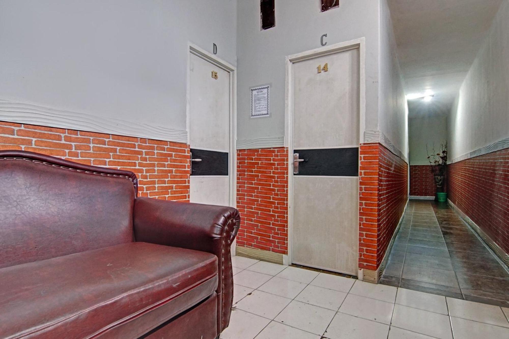 Super Oyo 90358 Poris Residence Syariah Tangerang Extérieur photo