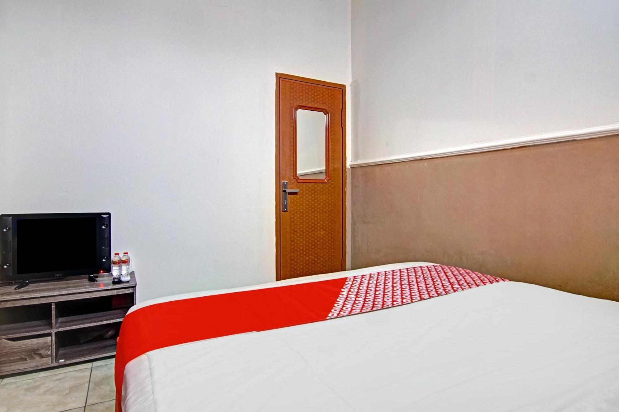 Super Oyo 90358 Poris Residence Syariah Tangerang Extérieur photo